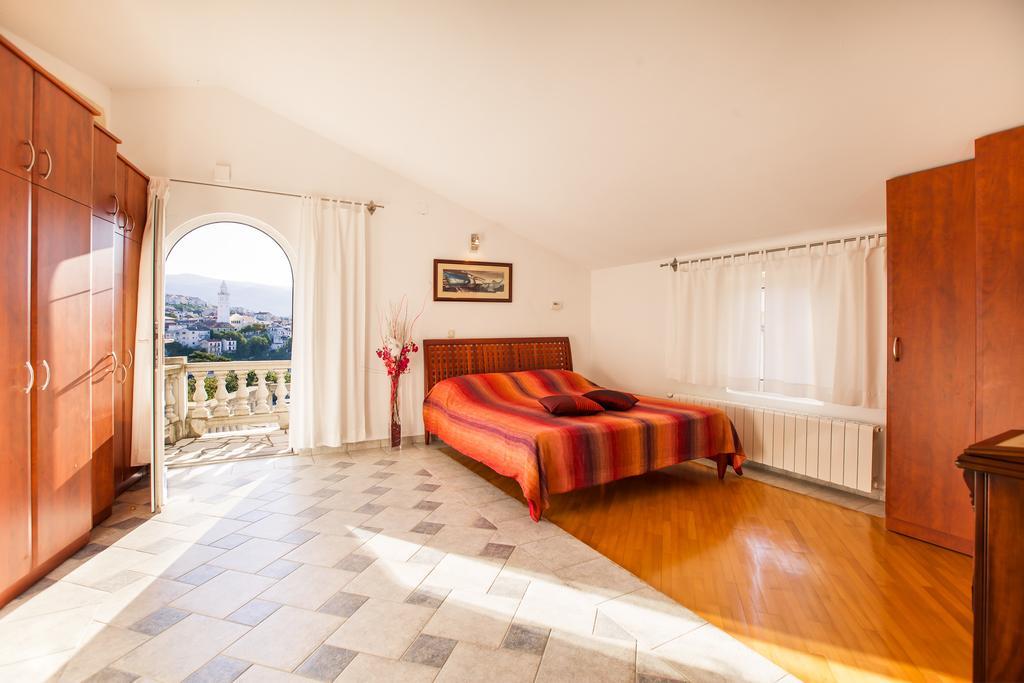 Apartment Zanic Нови Винодолски Екстериор снимка